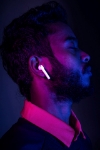 alt="Airpods 2nd Generation Easy Fit"